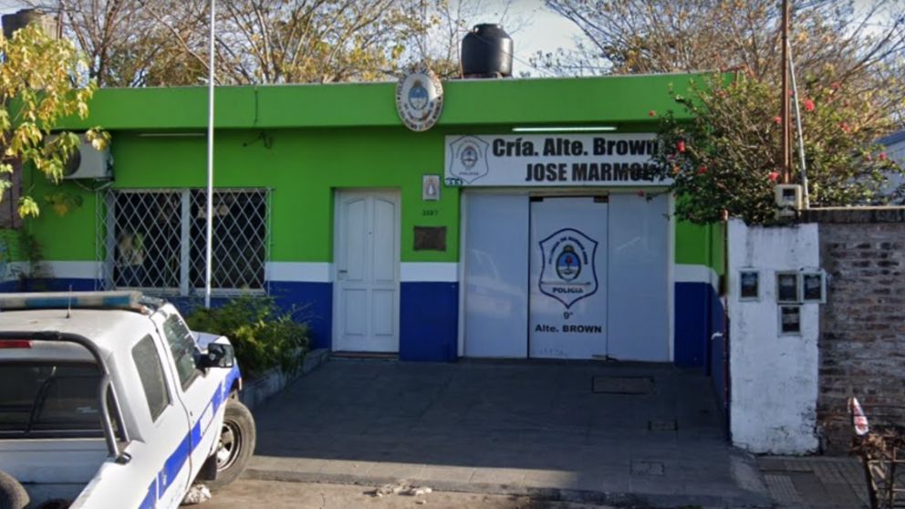 Los integrantes de la comisaría de José Mármol investigan el misterioso y macabro suceso.