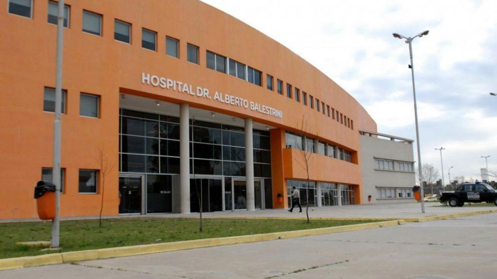 La víctima, de 33 años, fue alojada en este nosocomio.