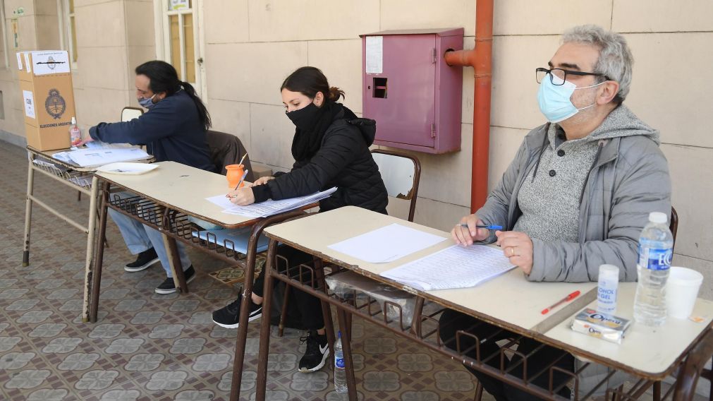 Las Primarias, Abiertas, Simultáneas y Obligatorias (PASO) se llevan adelante con protocolo Covid-19. (Crónica Rubén Paredes)
