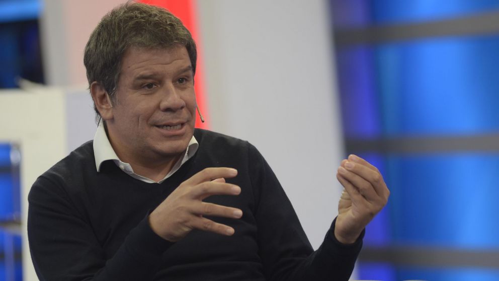 Manes: "Se viene un mundo nuevo y un país nuevo".