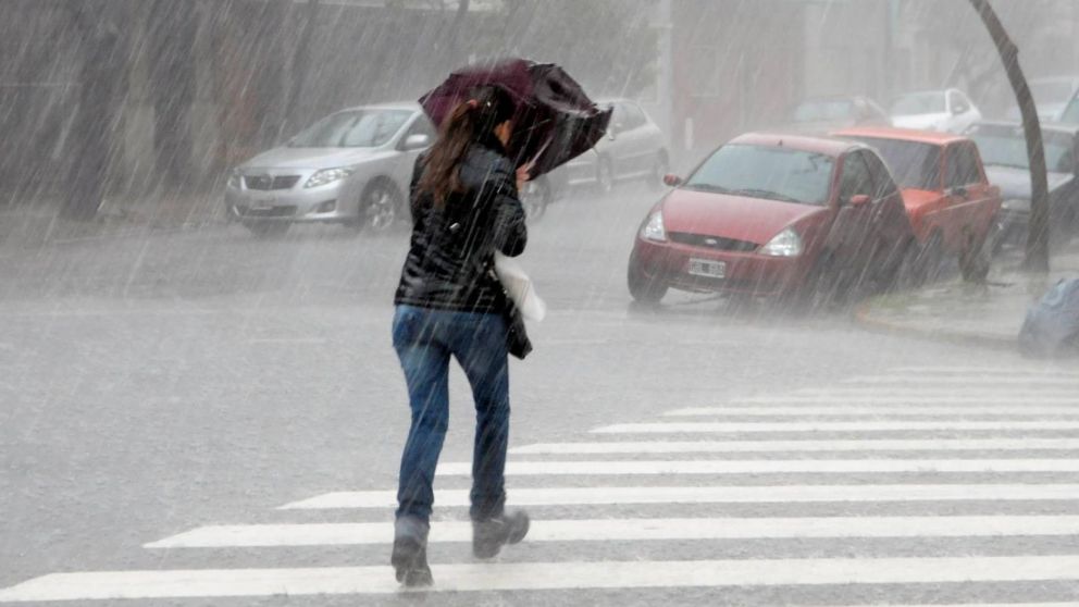 Miércoles pasado por agua: diluvia en Buenos Aires y cómo sigue el clima.