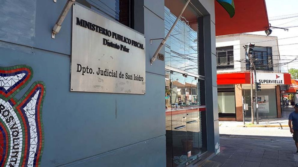 En la fiscal�a de Pilar ya se le tom� declaraci�n a la verdadera m�dica.