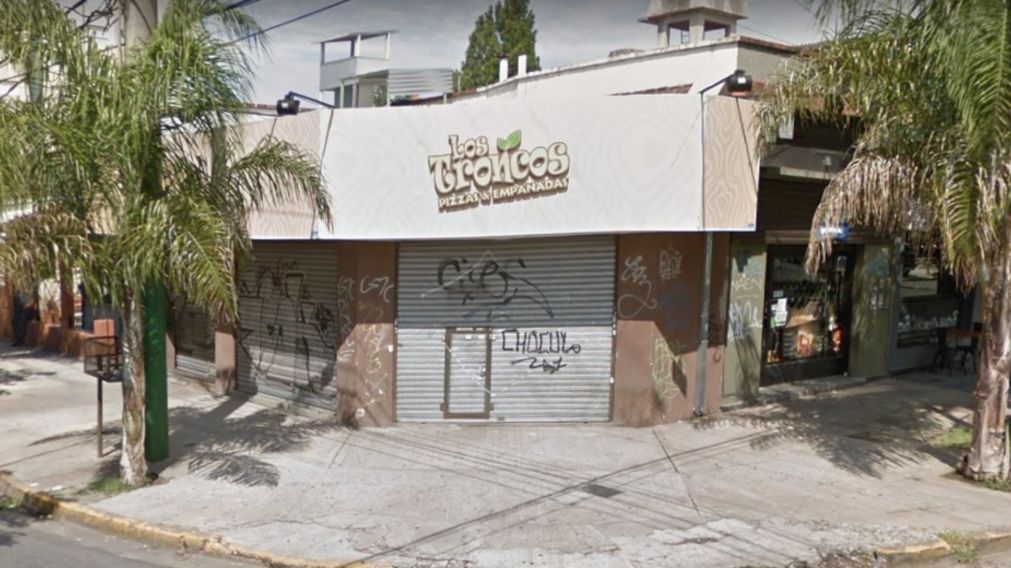 El hecho comenzó en esta pizzería, situada en el oeste del Gran Buenos Aires.