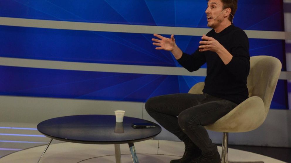 Marido de Pampita en Crónica HD: "La Argentina pide a gritos que nos metamos". (Crónica- Hernán Nersessian)