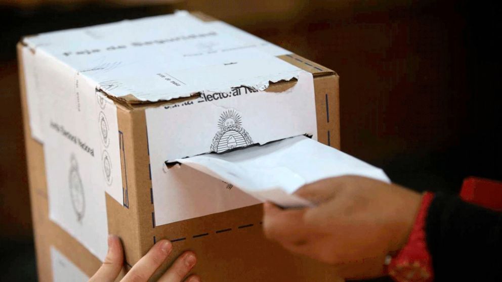 "Nadie está privado de su derecho a votar", aclararon desde la Cámara Nacional Electoral.