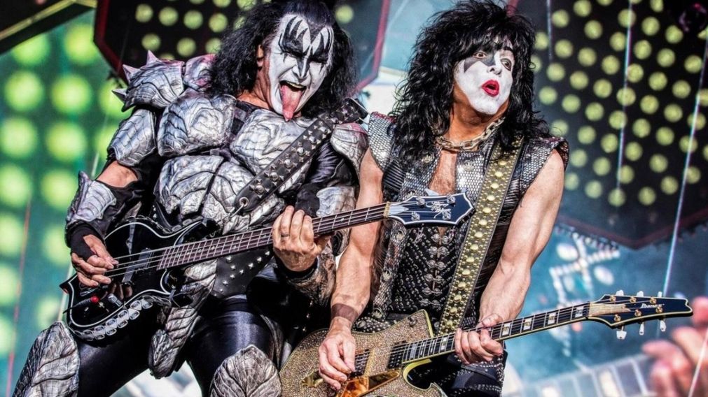 La banda estadounidense cancel� presentaciones de su gira despedida "End of the World".