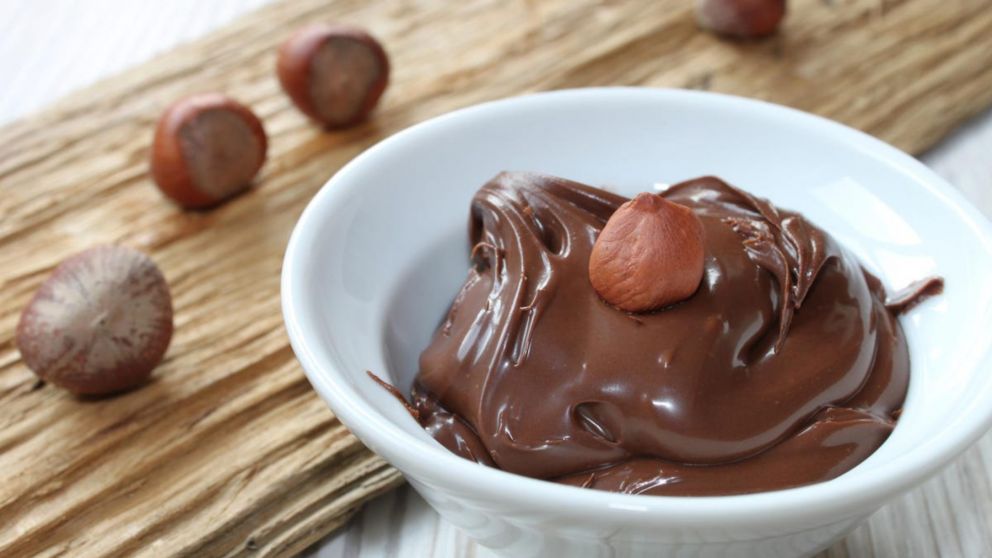 La marca italiana Ferrero, productora de la crema de chocolate Nutella, decidió aumentar la producción de avellana en el país y desató una ola de preocupación entre agricultores y ecologistas.
