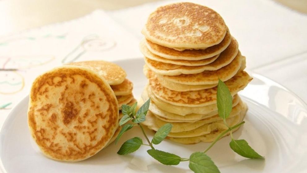 Los blinis son un cl�sico de la gastronom�a rusa que hoy d�a se cocinan en todo el mundo, especialmente para utilizar como canap�s y combinar con ingredientes dulces y salados.