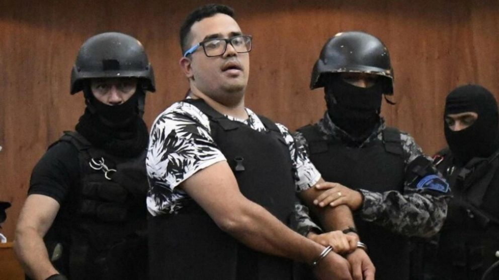 Ariel "Guille" Cantero, líder de Los Monos, no estuvo presente en el debate por tener una visita conyugal.