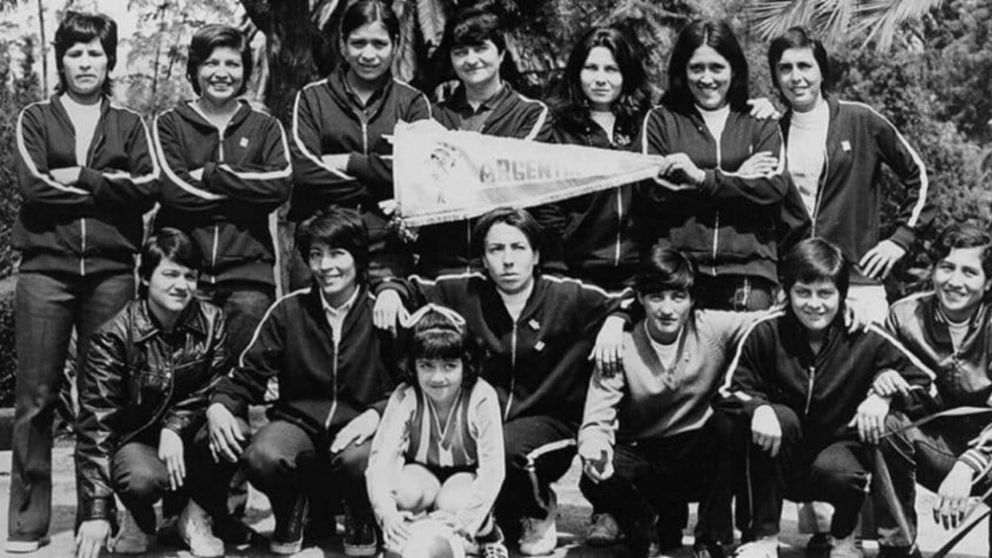 En 1971, un grupo de futbolistas argentinas viajó a México para competir.