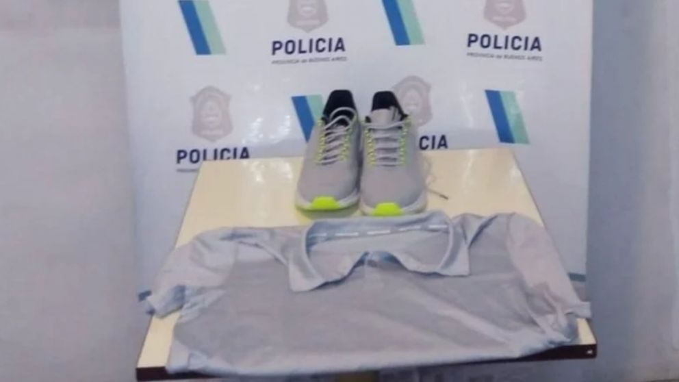 Chomba y zapatillas secuestradas.