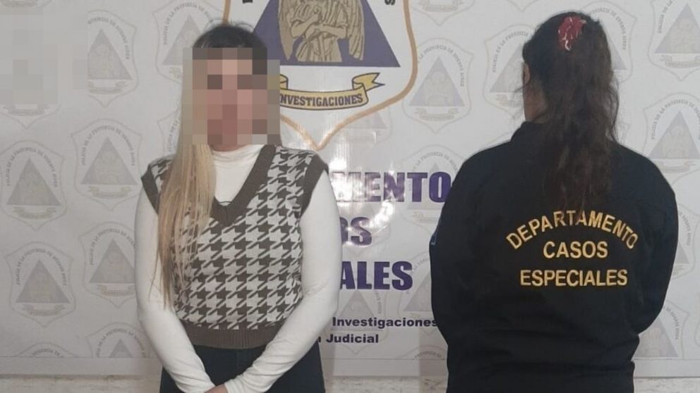 Esta es la joven que fue capturada por los investigadores policiales.