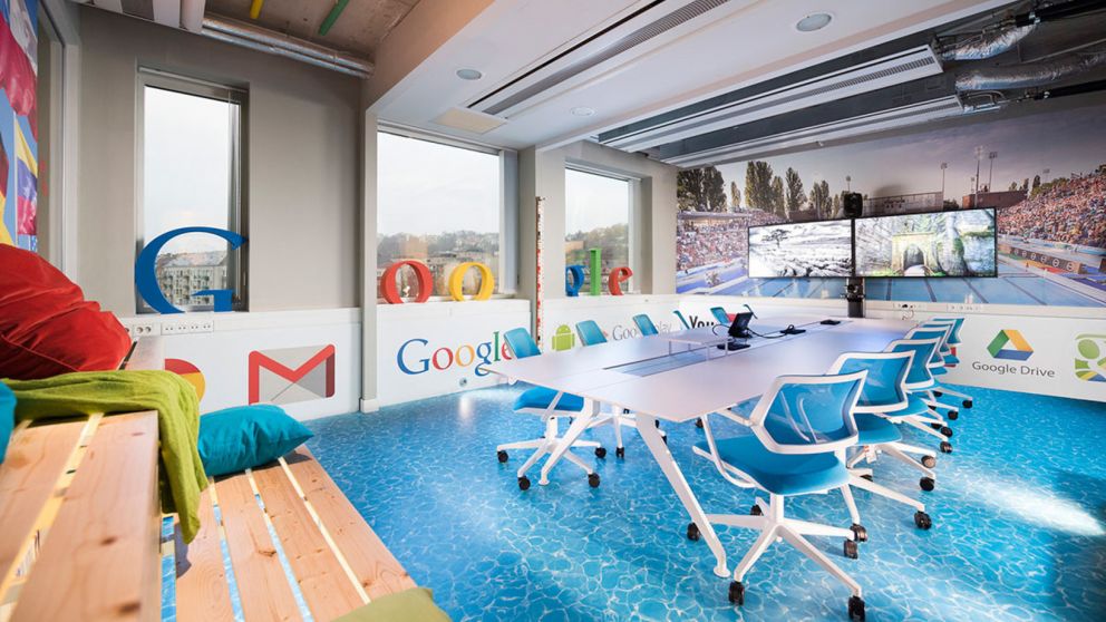 Covid: Google, CNN, Apple y Twitter retrasan la vuelta a la oficina de sus empleados (imagen Google).