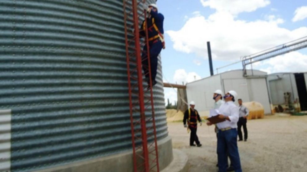 La AFIP desarticuló millonaria maniobra de evasión fiscal realizada por cerealeras en Entre Ríos.