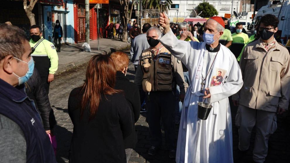El arzobispo Mario Poli presidió la misa principal por San Cayetano (Télam).