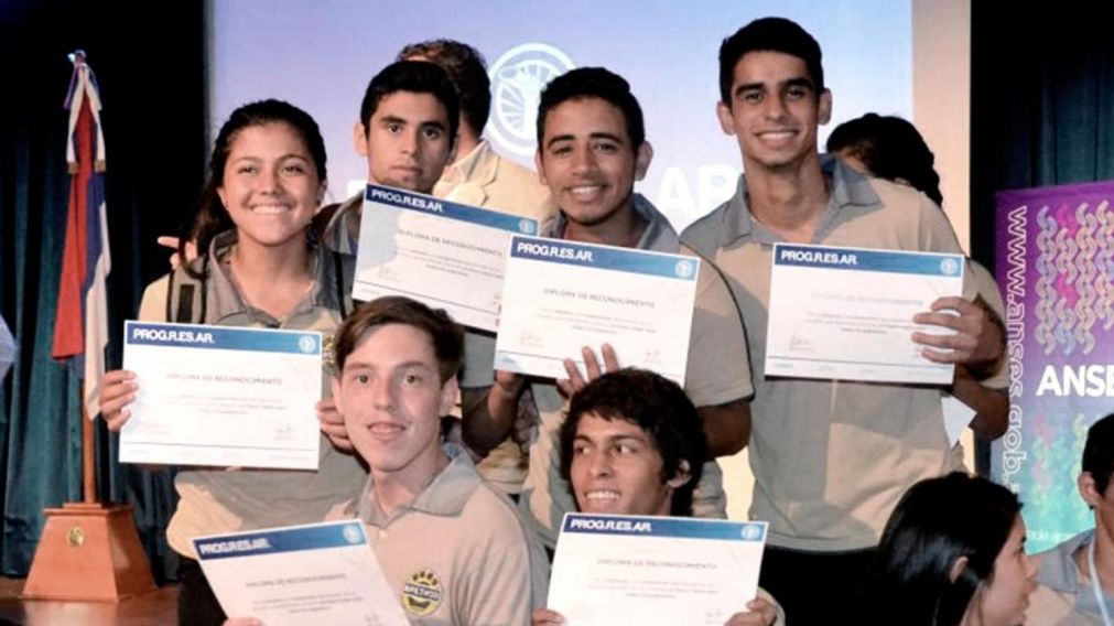 Las Becas Progresar fueron pensadas como una ayuda para aquellos jóvenes que quieren terminar sus estudios (Télam).