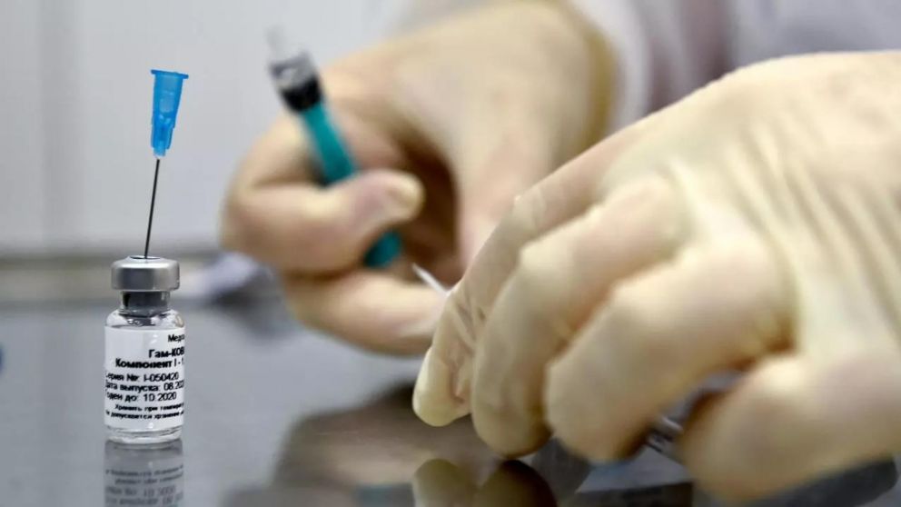 Covid: El Gobierno evalúa utilizar otra vacuna CanSino para reemplazar la segunda dosis de la Sputnik V.