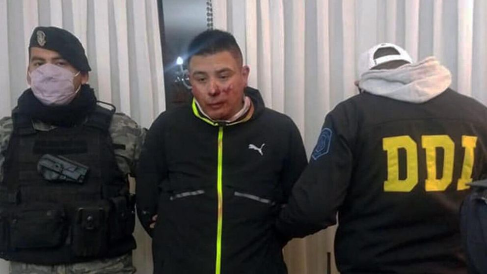 Uno de los delincuentes que protagonizaron el violento asalto.