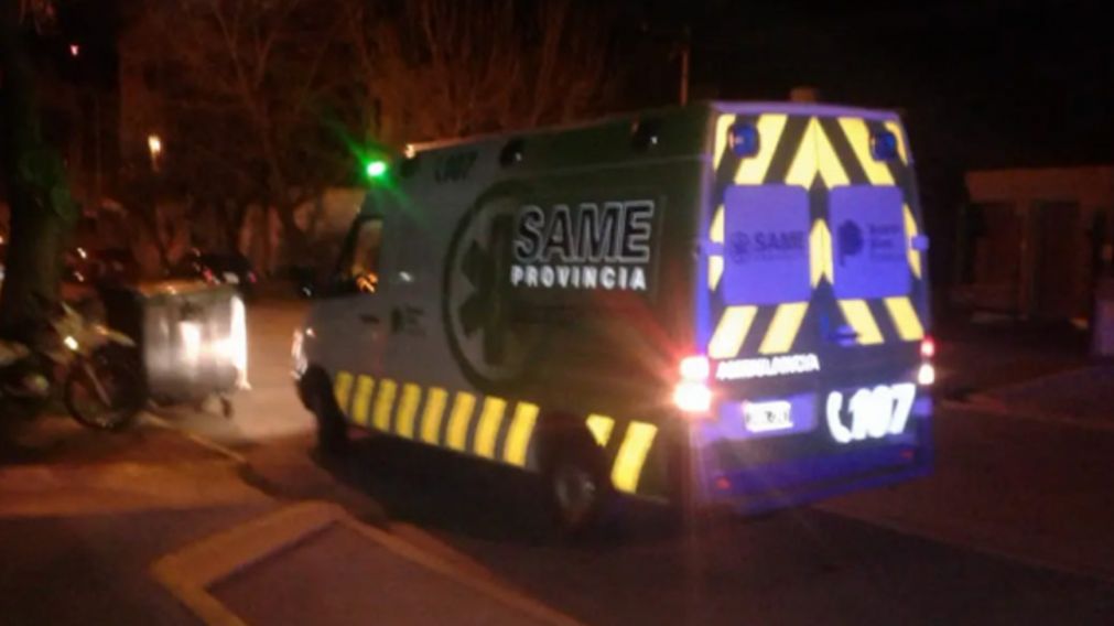 El policía fue traslado a fractura expuesta y varios traumatismos al hospital