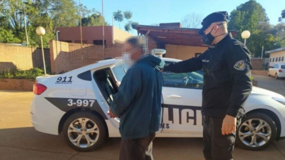 Así fue arrestado el vecino abusador de perros.