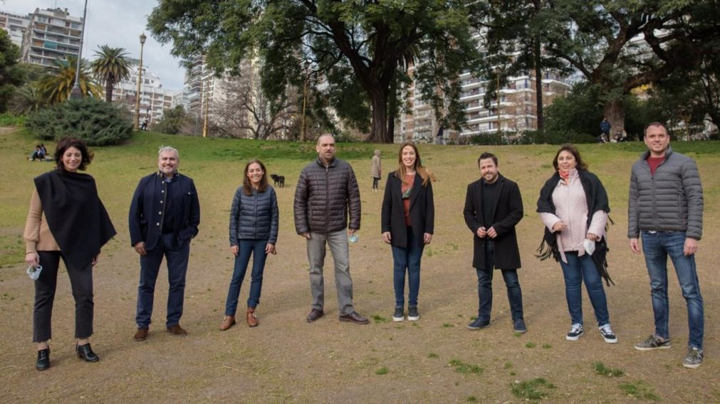 María Eugenia Vidal junto a los precandidatos de la lista que la acompañarán en las PASO 2021. (Twitter)