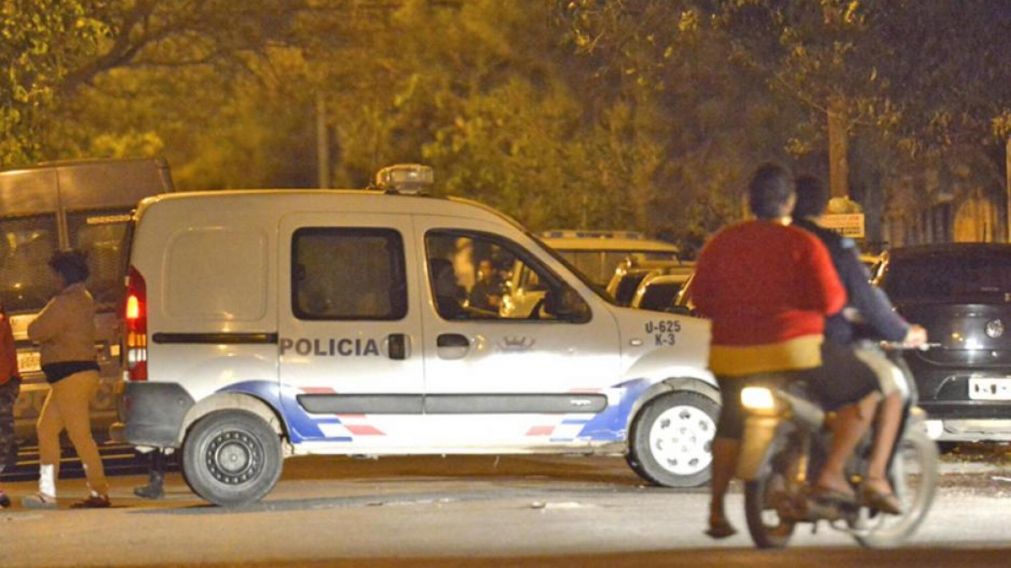 El joven que protagonizó el violento ataque fue detenido por la Policía.