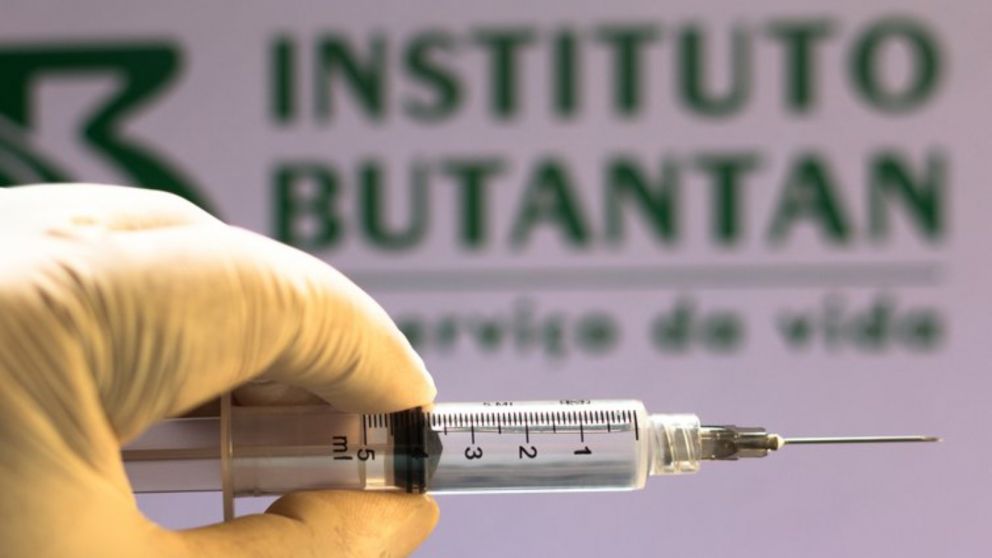 A pesar de que los casos en Brasil rankean muy alto a nivel mundial, el pa�s registra el menor n�mero de casos desde noviembre del 2020. 