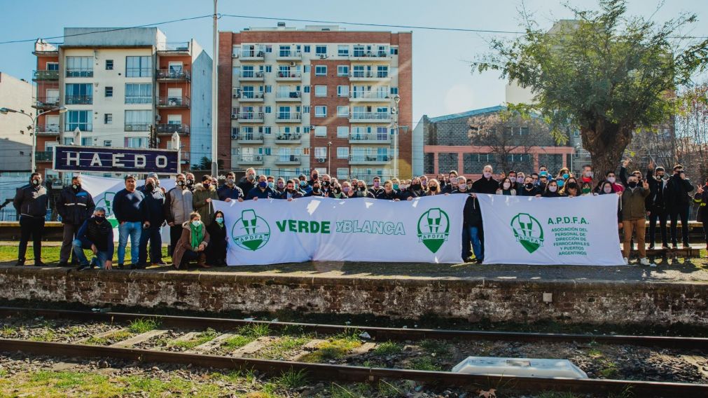 Más de 70 dirigentes de todas las líneas ferroviarias y representantes de puertos de todo el país