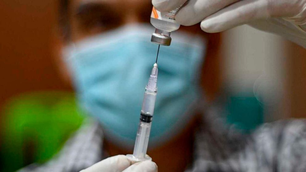 Provincia de Buenos Aires comienza a dar turnos para vacunar a adolescentes contra el Covid.