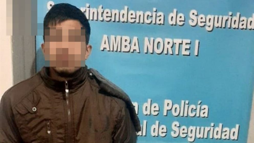 Este es el hombre que fue capturado por los investigadores policiales.