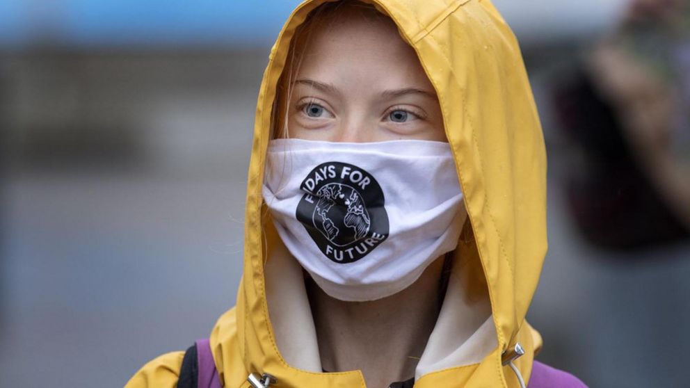 Greta Thunberg: "Hoy recibí mi primera dosis de la vacuna Covid, estoy agradecida y soy privilegiada de poder vivir en una parte del mundo donde ya puedo vacunarme".