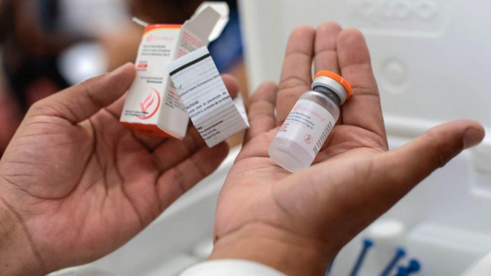 La vacuna CanSino se aplica con una sola dosis y no requiere congelación para ser conservada.