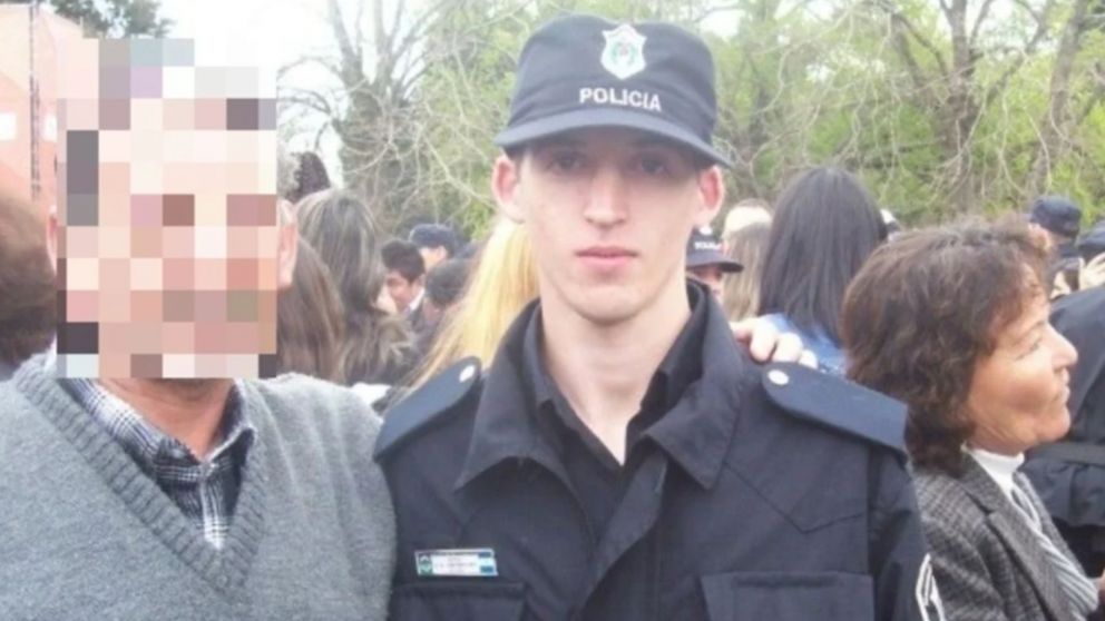 El policía que intervino en el incidente con Chano Charpentier se recibió en 2015 y tiene 27 años.