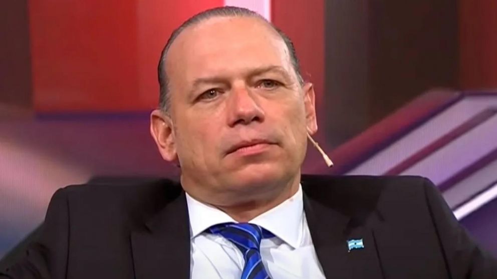 Sergio Berni consideró que el uso de las pistolas taser podría "preservar vidas".