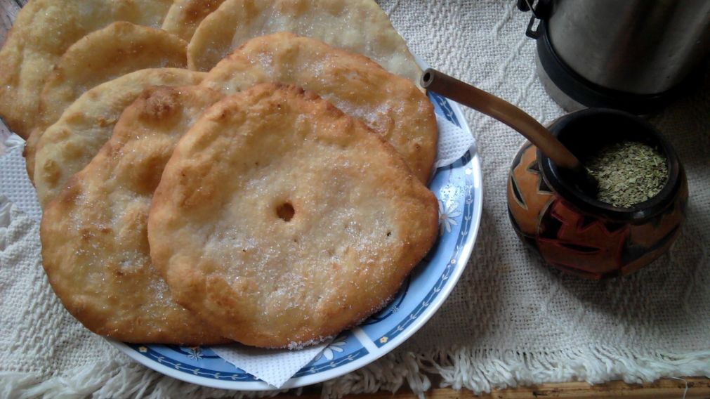Prepará las tortas fritas dulces, saladas, solas o rellenas con esta receta.