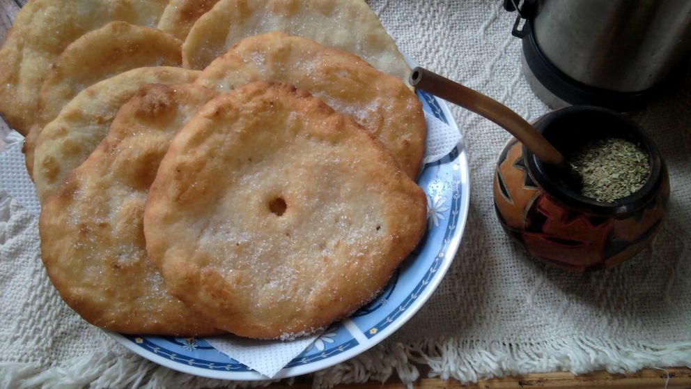 Prepar� las tortas fritas dulces, saladas, solas o rellenas con esta receta.