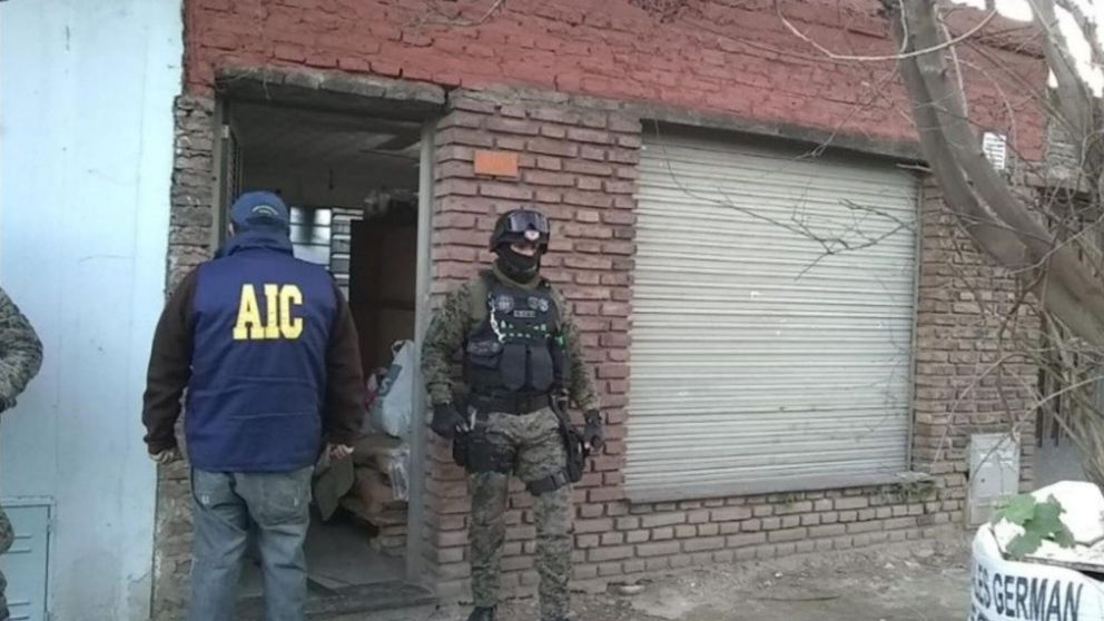 La detención se efectuó en el marco de allanamientos realizados en Rosario.