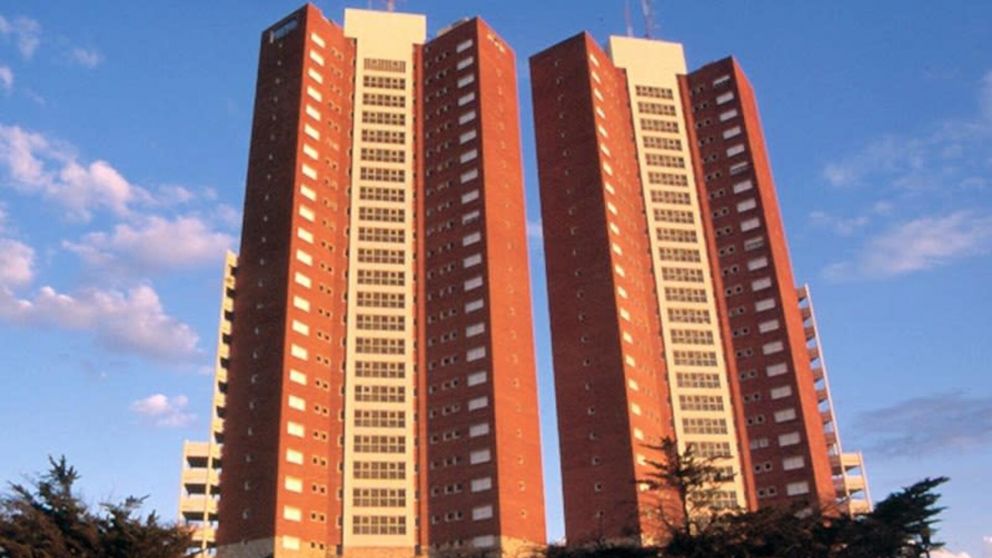 Torres de Manantiales ofrece departamentos con vista al mar y todos los beneficios de un hotel.