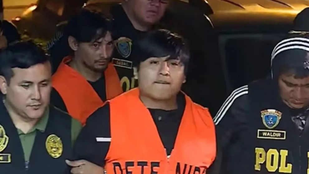 "Pequeño J" fue detenido anoche por personal de la Policía de Perú.