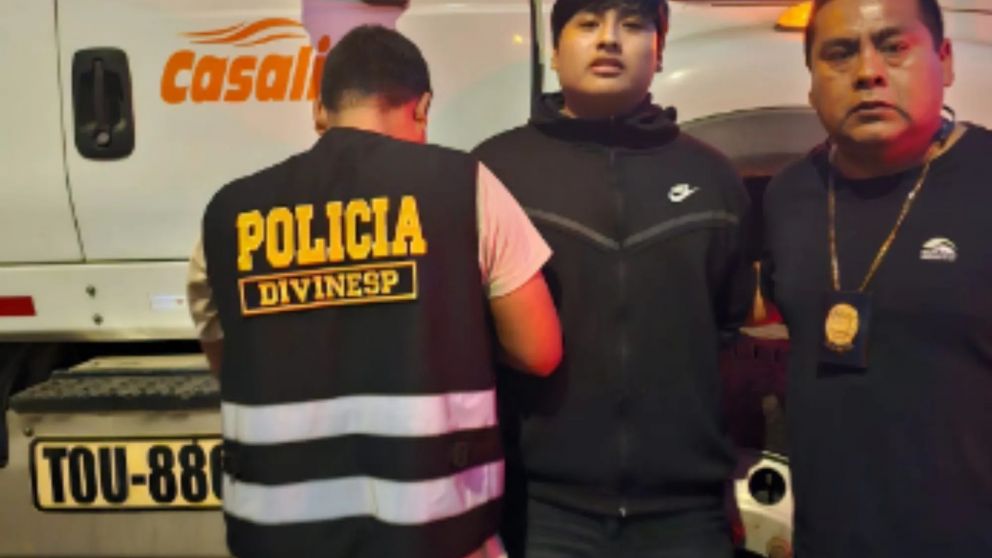 Pequeño J cuando quedó detenido en Perú.