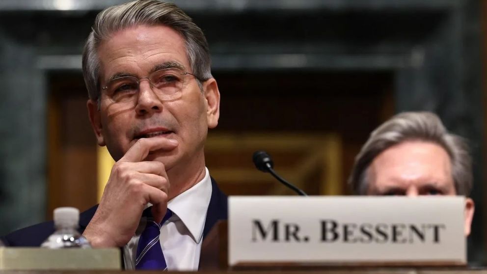 Scott Bessent dio detalles del swap que Estados Unidos negocia con Argentina.