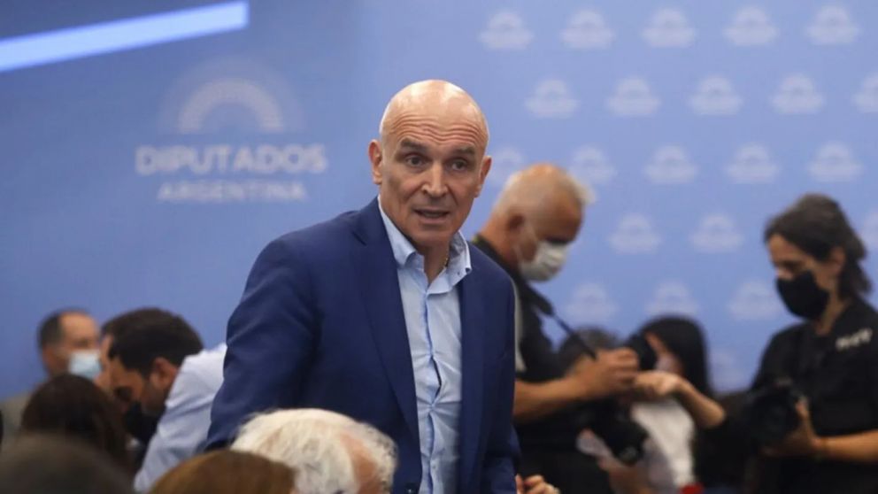 Crece el escándalo de José Luis Espert por su vínculo con Fred Machado.