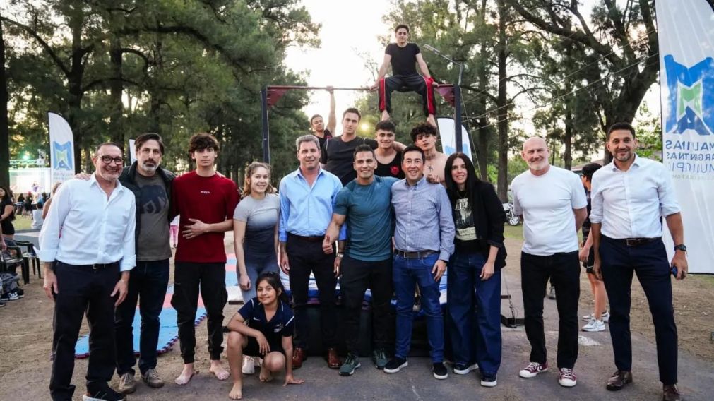 Nardini y U�ac compartieron una jornada deportiva en el marco de la Ley de Deporte Urbano de la Provincia.