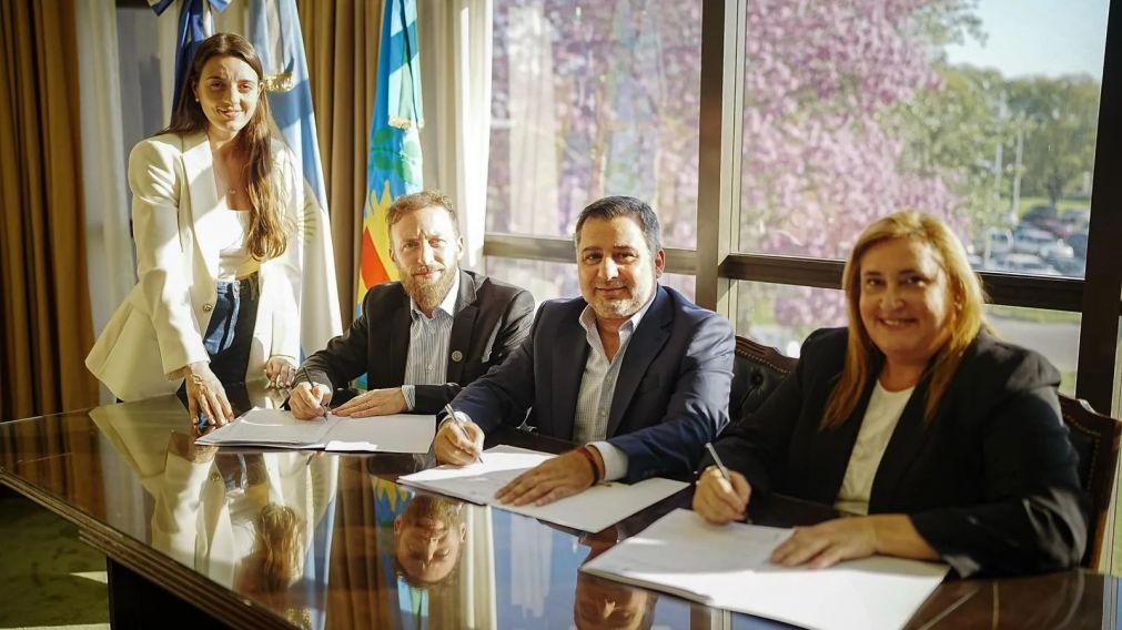 Federico Otermín, Diego Molea y Fernanda Vázquez anunciaron el Consejo de Seguridad y Justicia de Lomas junto a la UNLZ.