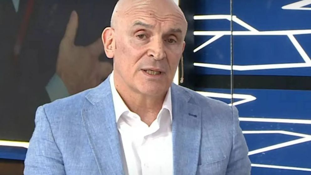 En cinco de esos vuelos, donde como mucho había siete pasajeros, Espert coincidió Fred Machado, el dueño de las aeronaves.