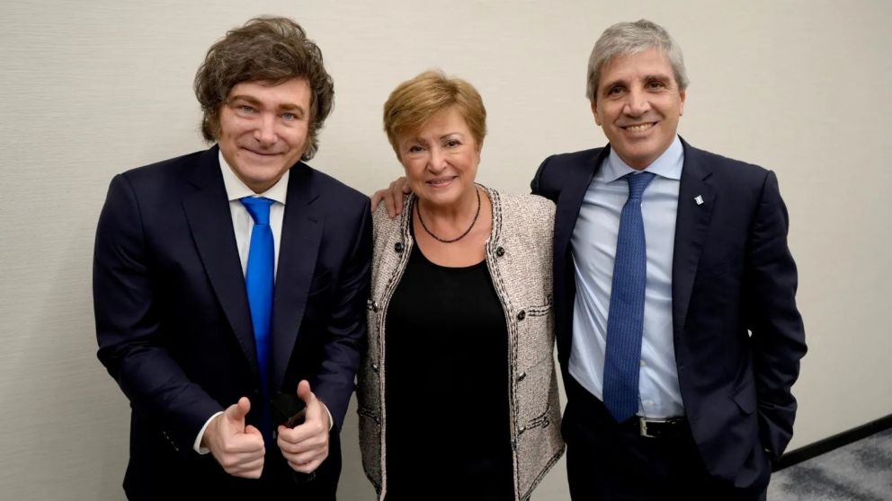 Reunión en Nueva York: Javier Milei, Kristalina Georgieva del FMI y Luis Caputo.