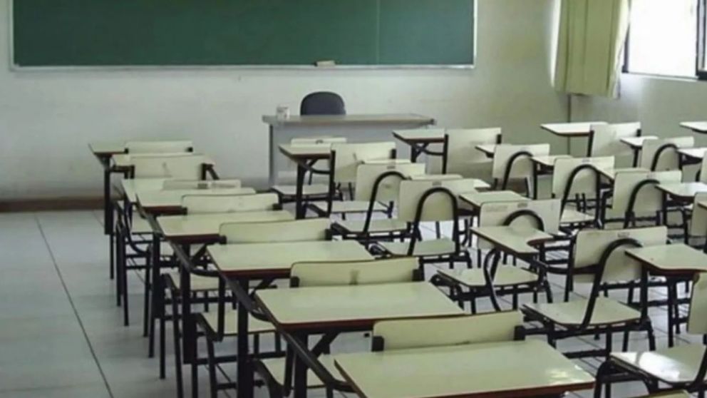 Al chico lo sorprendieron con el arma dentro del colegio.