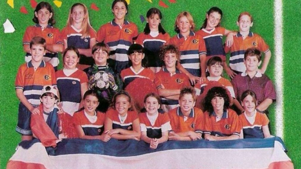 La foto del elenco de los j�venes actores de Cebollita.