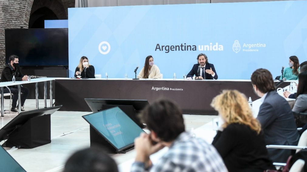 "Somos la generación de la democracia", señaló Cafiero durante el acto.
