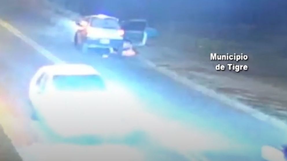 El episodio qued� captado por las c�maras de seguridad del partido de Tigre (Captura de Pantalla).